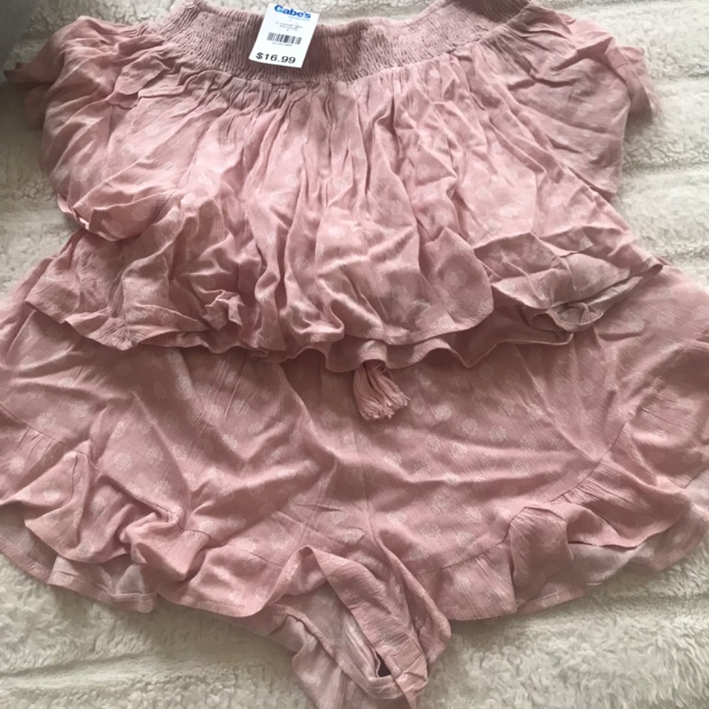 Two piece set - Picture 2 of 3